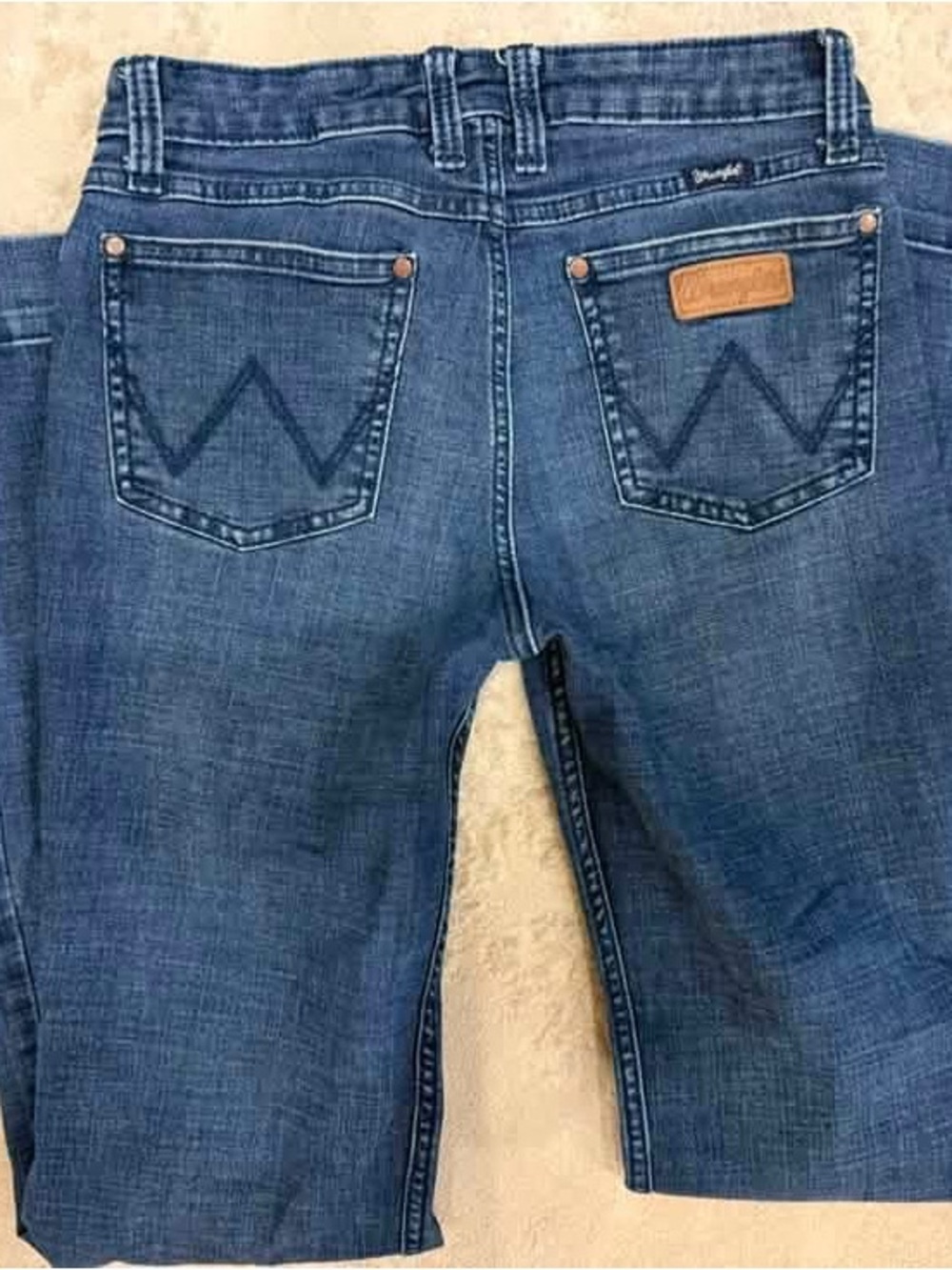 Wrangler Women's Medium Blue Straight Leg Jeans
